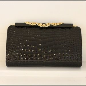 Suarez Black crocodile clutch